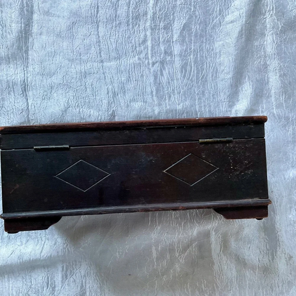 Antique 19thC Folk Art Wooden Box Carved Diamond Damask Silk Lined Jewelry Chest